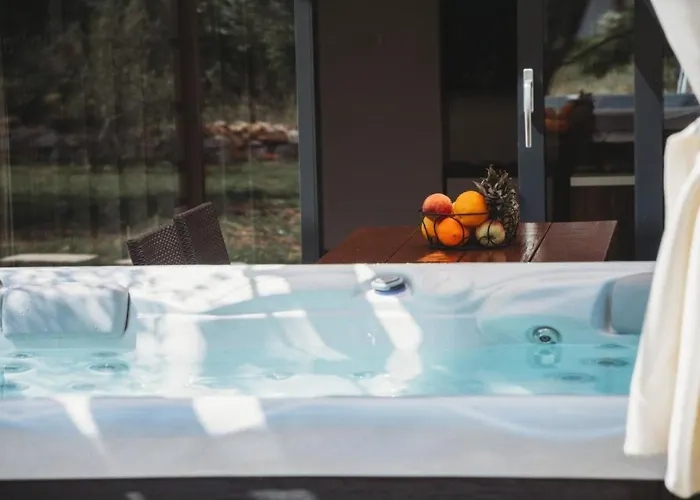 Casa de Férias House Stone House With Jacuzzi *